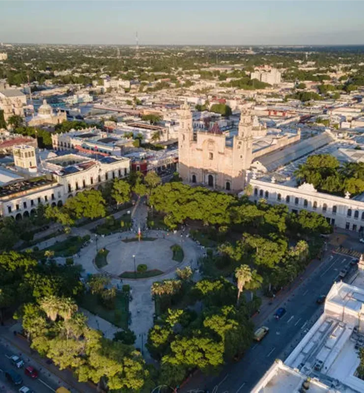 Centro histórico y plaza grande